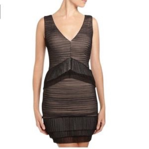 BCBGMaxAzria Dresses & Skirts - BCBGMaxAzria Sven Black Chiffon Dress Sz S